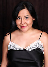 Exotic Honey Cici Jones Slips Out Of Her Nightie And Onto A Thick Vibrator