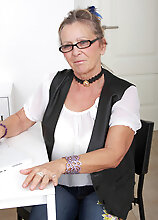 64 Year Old Isabel From Allover30 Spreading Her Grey And Hairy Gash