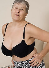 British Big Breasted Mature Lady Getting Naughty