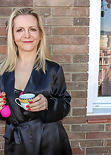 This Mature Lady Loves To Play With Herself On A Balcony On A Sunny Day