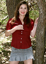 Olivia Johnson Forest Milf