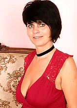 Horny 56 Year Old Eve Displaying A Perfect Pair Of Mature Titties Here