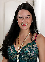 Stunning Nyla Parker Takes Off Her Dress